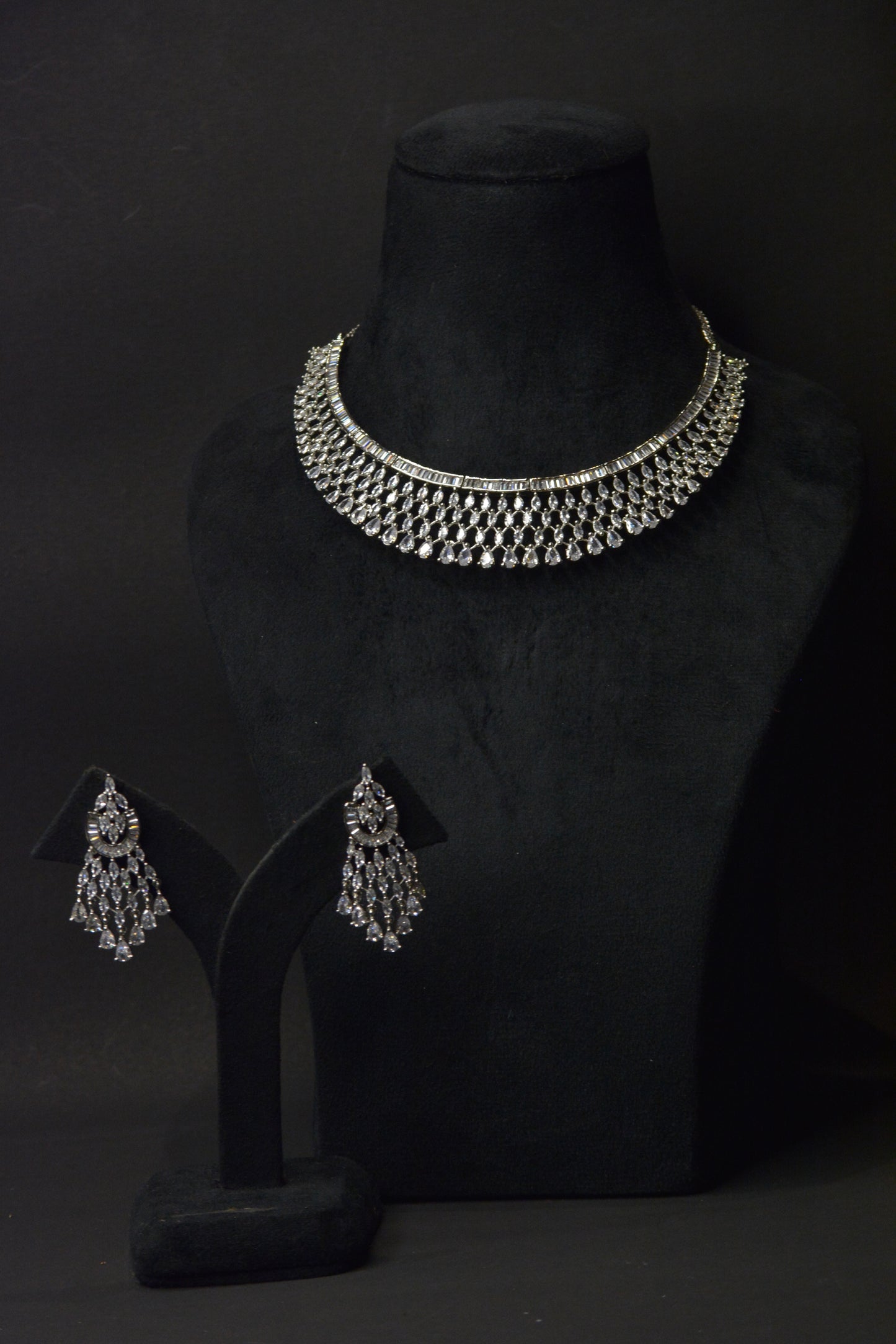 Glittering Silver Diva AD Necklace Set