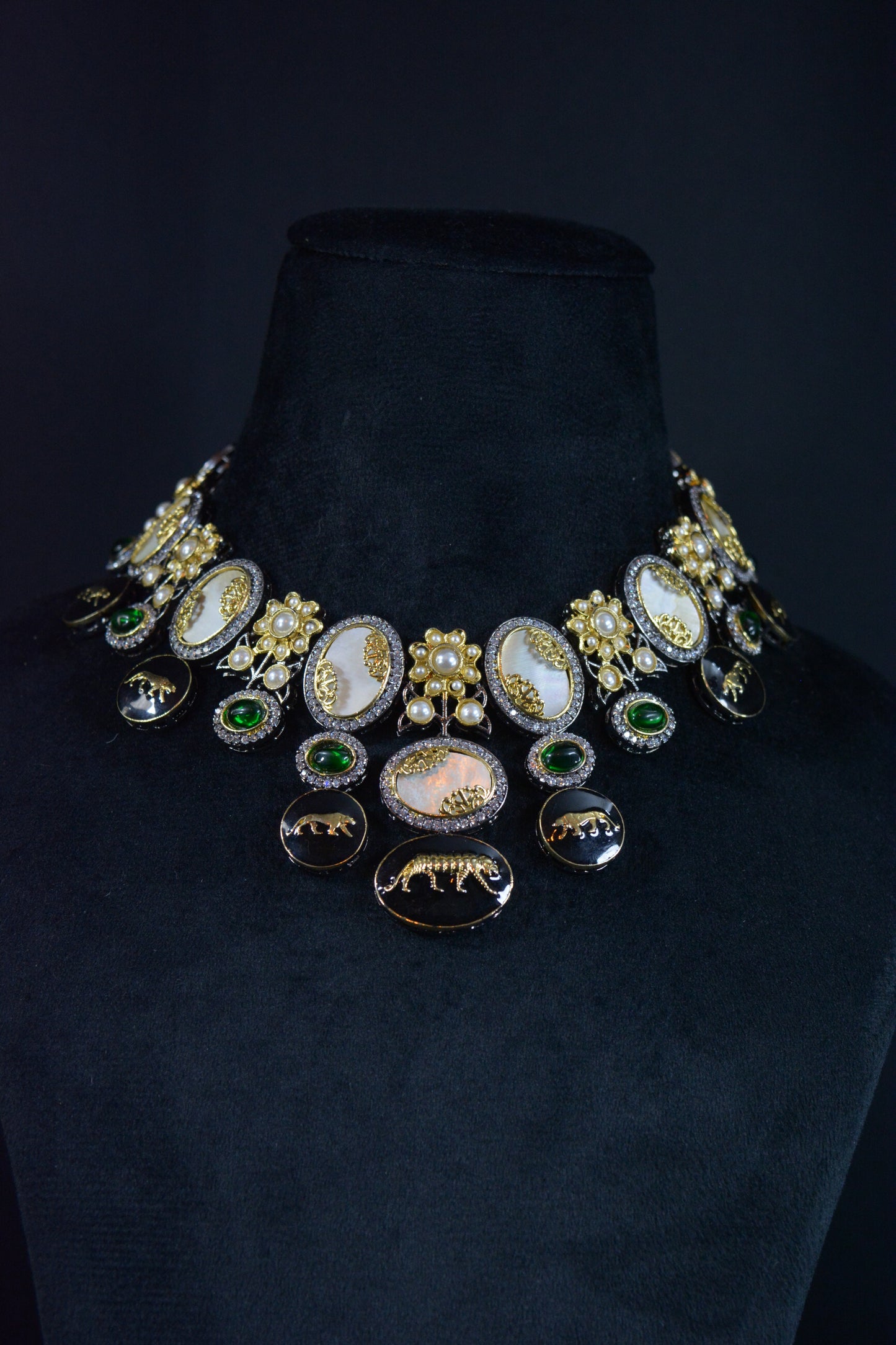 Premium Maharani SS Inspired Necklace Set